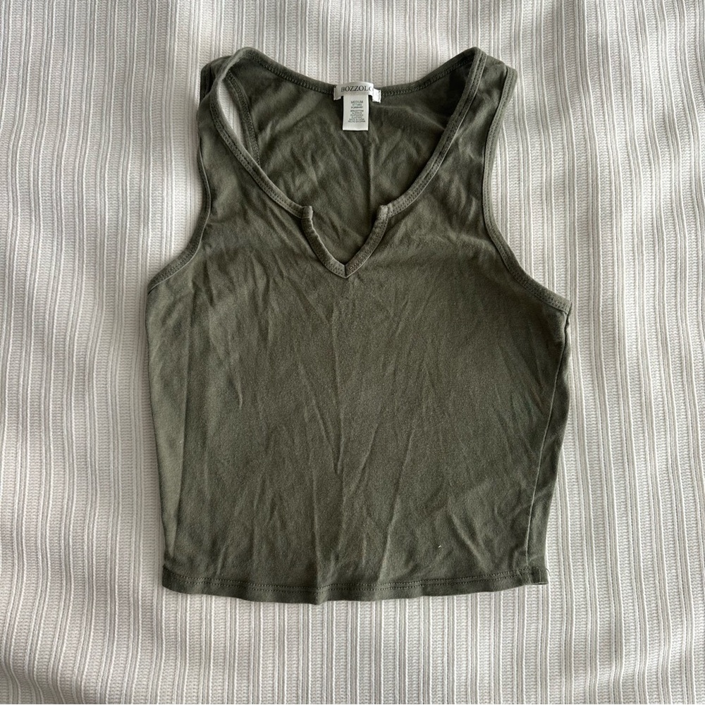 Small green tank